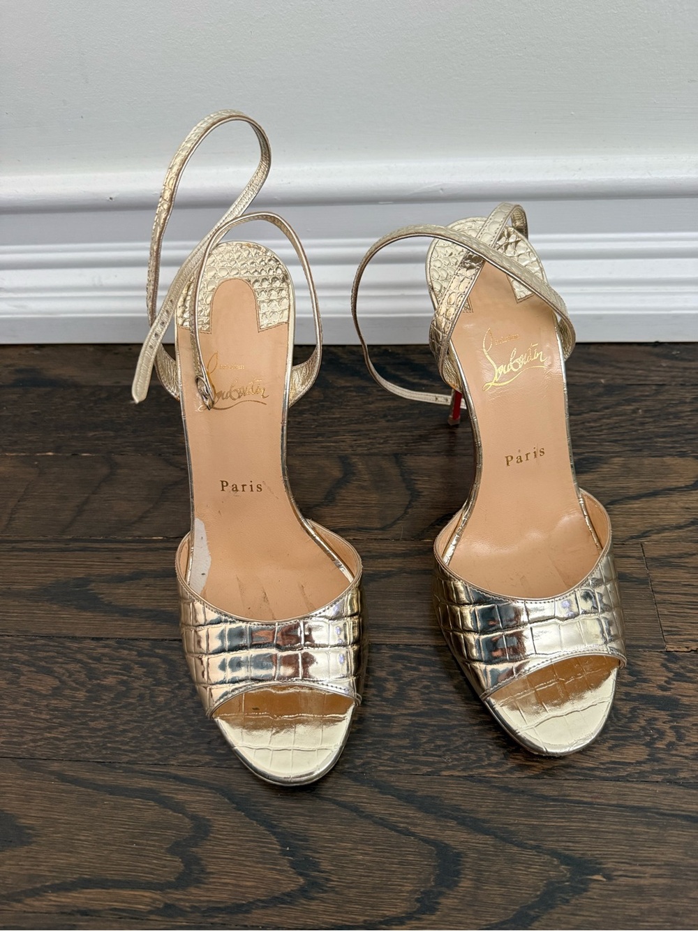 Christian Louboutin Gold Metallic Croc-Embossed Slingback Sandals size 40 - Picture 1 of 10